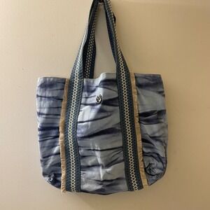 Maaji Tie Dye Tote Bag Blue Denim Style Fringe Top Handle Beach Bag‎